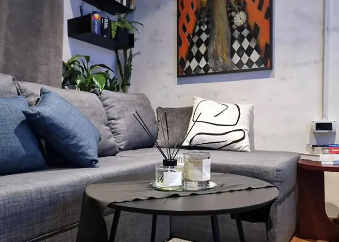 Center Urban Apartment Tirana