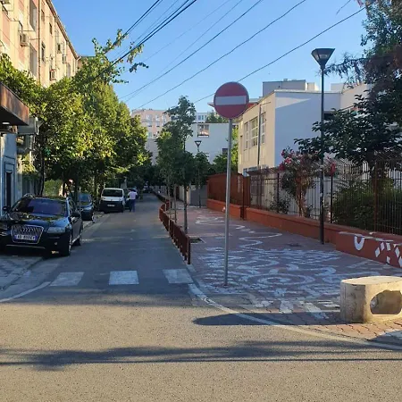 Center Urban ティラナ