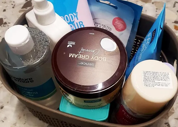 Center Urban アパート *